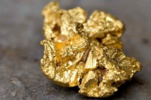 Золото в земной коре: концентрация и добыча